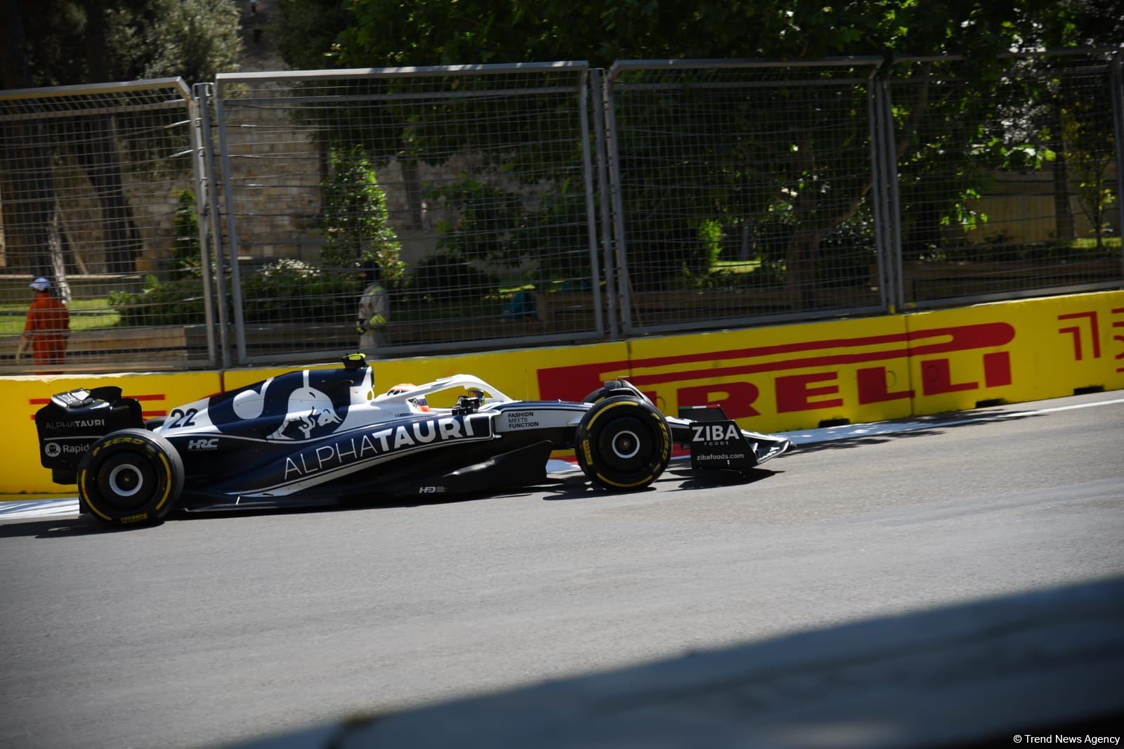 В Баку стартовала первая тренировочная сессия пилотов “Формулы-1” (ФОТО)