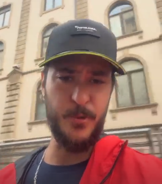 Известный турецкий актер приехал в Баку на Гран-при "Формулы-1" (ФОТО)