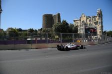 На Гран-при Азербайджана «Формулы-1» начались свободные заезды (ФОТО)