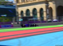 Стартовала квалификационная сессия пилотов «Формулы-1» в Баку (ФОТО)