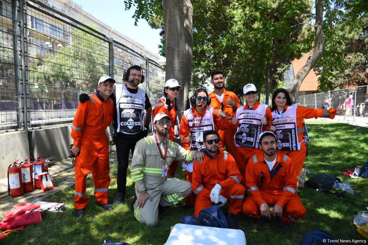 На Гран-при Азербайджана «Формулы-1» начались свободные заезды (ФОТО)