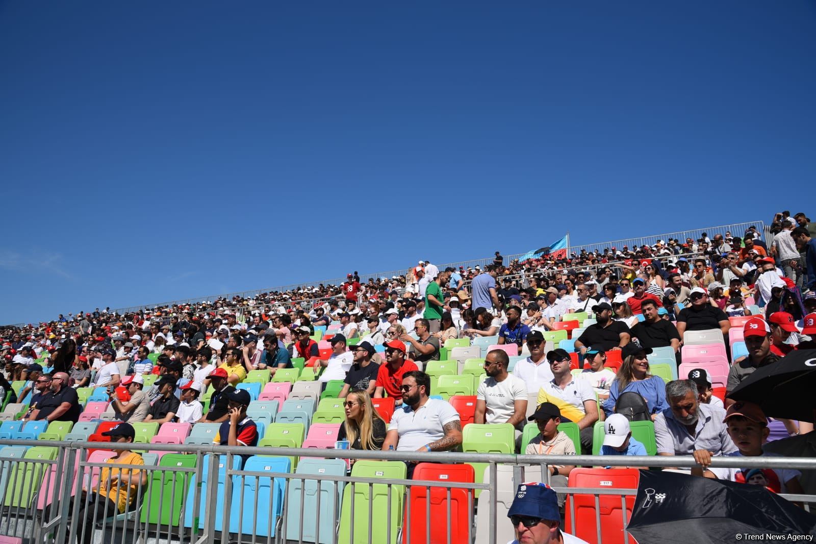 В Баку прошла финальная гонка Гран-при Азербайджана "Формулы-1"