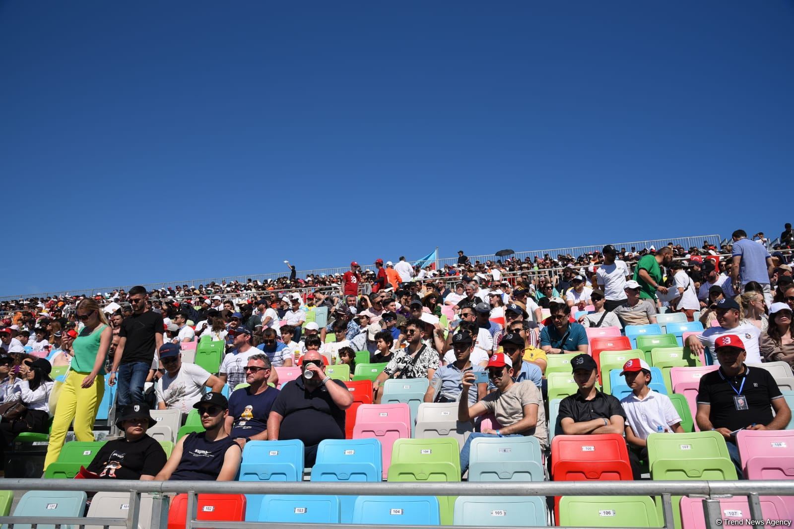 В Баку прошла финальная гонка Гран-при Азербайджана "Формулы-1"