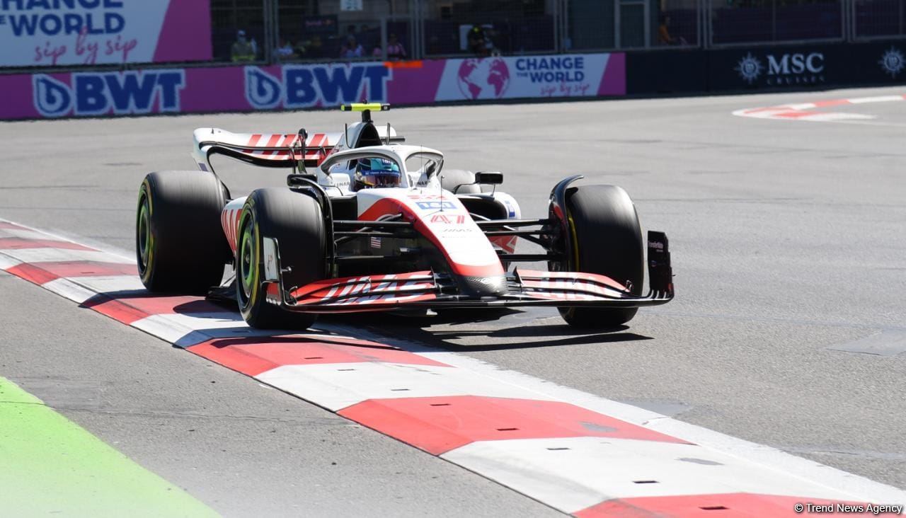 В Баку прошла финальная гонка Гран-при Азербайджана "Формулы-1"