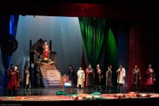 Cвоими собственными женщинами он подвергается унижениям и обману – и смех, и грех в Азербайджане (ФОТО)