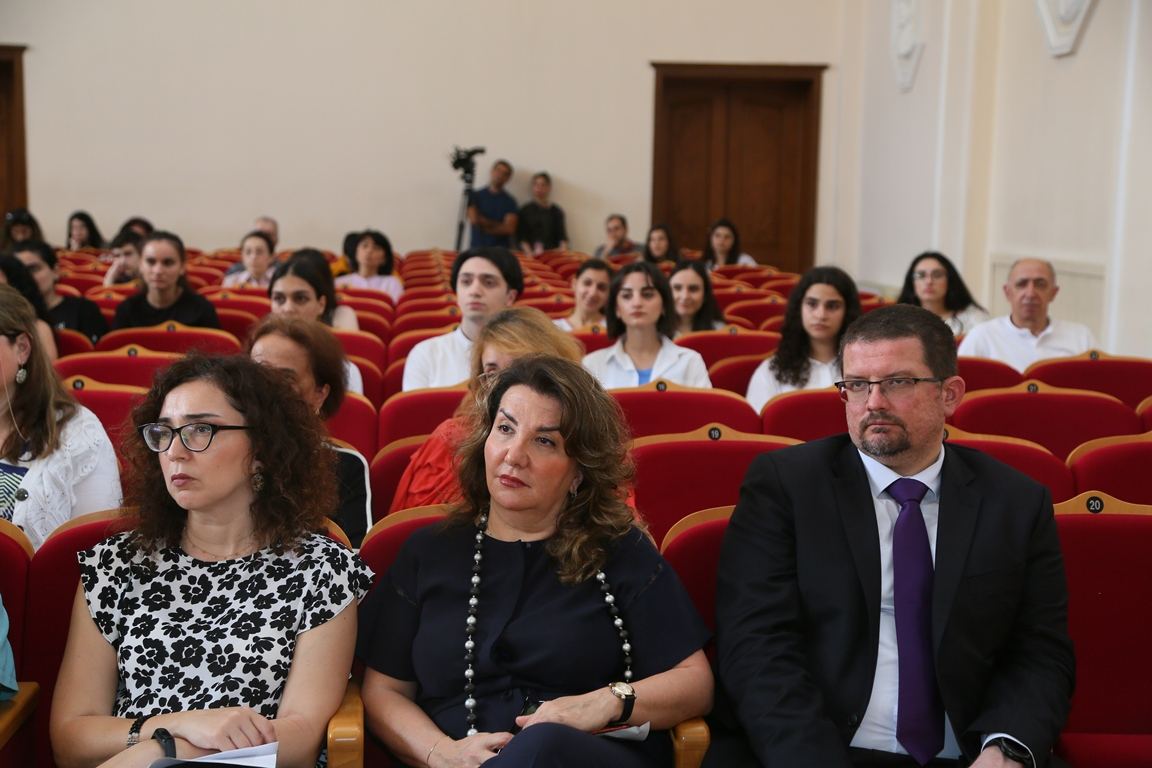 В Бакинской музыкальной академии состоялось открытие бюста Ференца Листа (ФОТО)