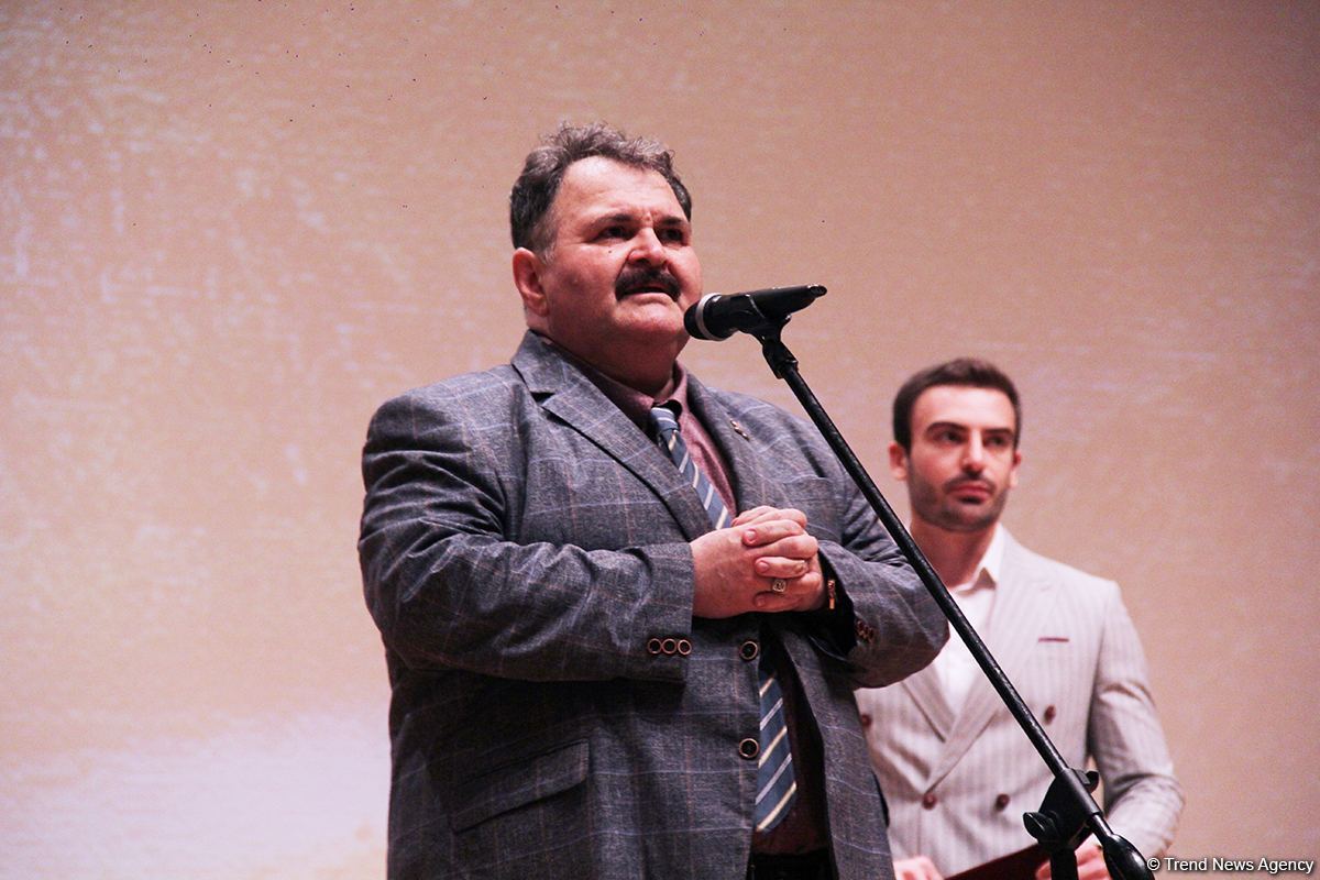 В Баку состоялась презентация фильма Аяза Салаева "Земля" об изгнании  азербайджанцев из Армении (ВИДЕО, ФОТО)