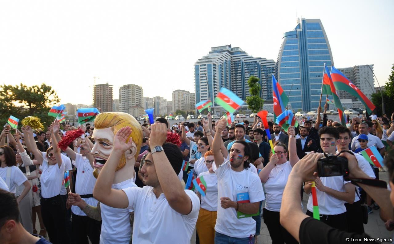 В Баку организован концерт в честь победы Азербайджана на чемпионате Европы (ФОТО)