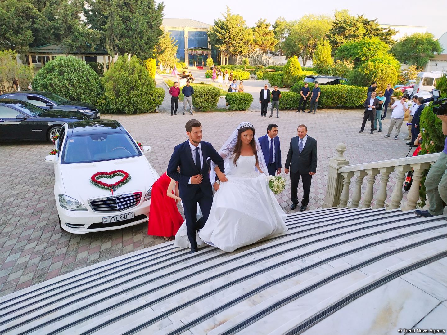 Свадьба года в Азербайджане - дочь Национального героя Регина Ковалева и герой Карабахской войны Денис Гузлаев. История настоящей любви!  (ВИДЕО, ФОТО)