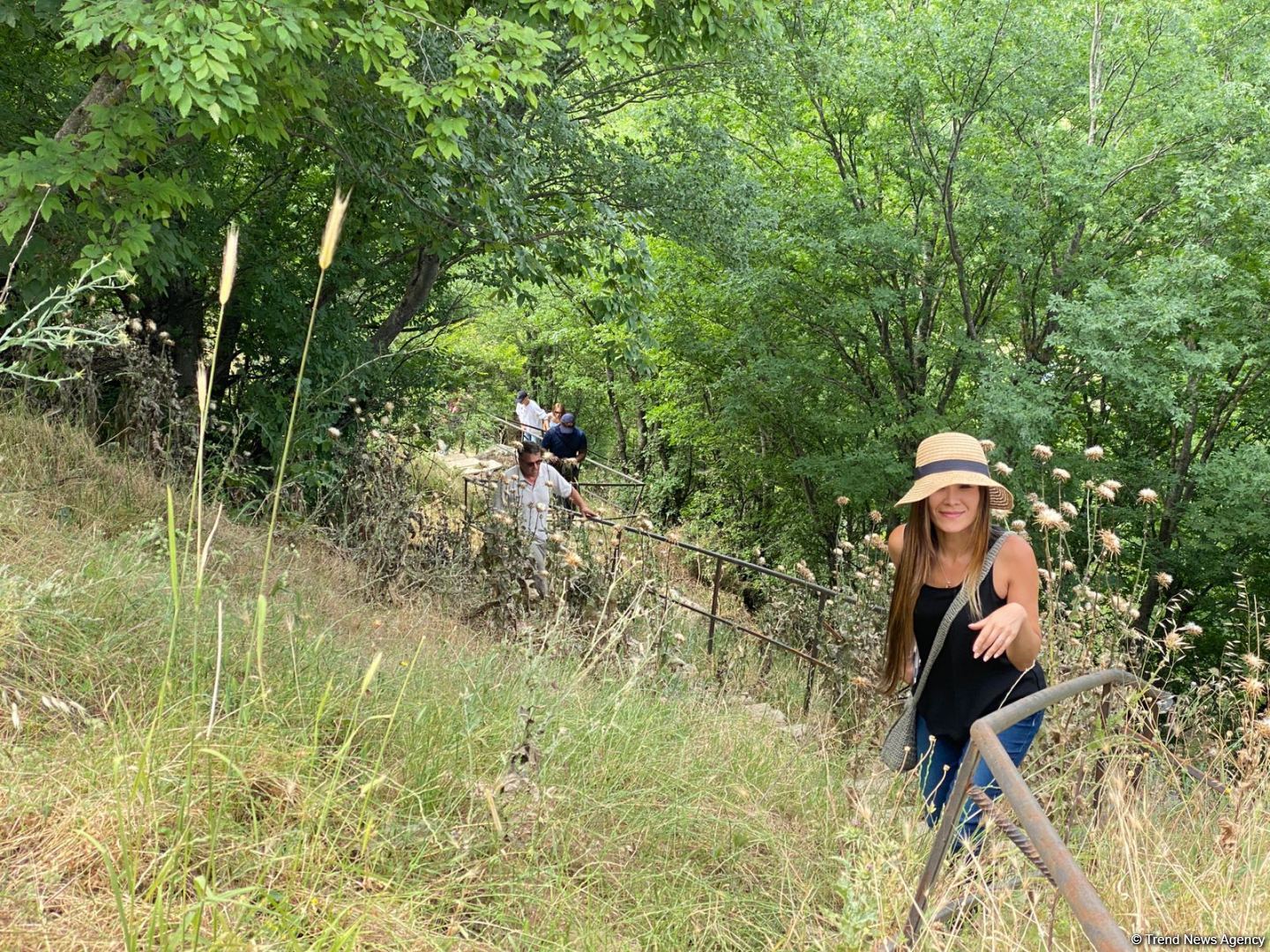 Началась поездка известных зарубежных путешественников на освобожденные территории Азербайджана (ФОТО)