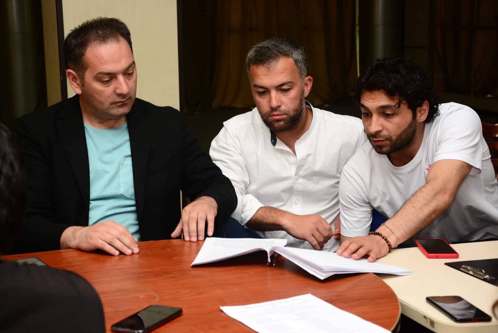 "Обычные мужчины" актера и режиссера Ниджата Кязымова на 50-летний юбилей (ФОТО