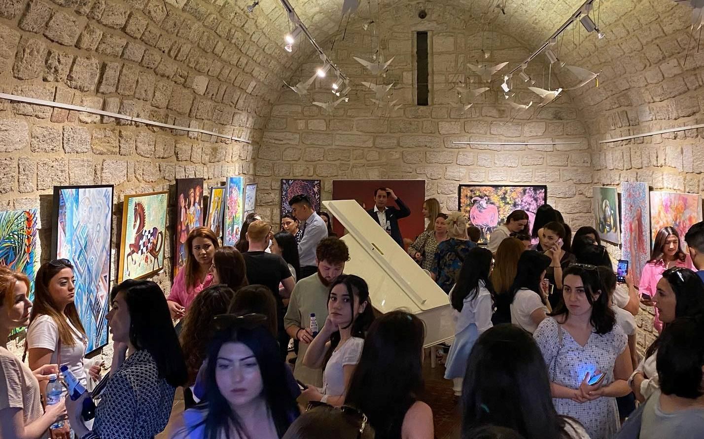 В старинной части Баку появились красочные произведения (ФОТО)