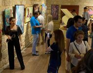 В старинной части Баку появились красочные произведения (ФОТО)