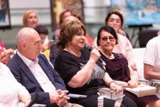 YARAT организовал встречу с художницей Лятафет Мамедовой: Живопись - это моя душа! (ФОТО)