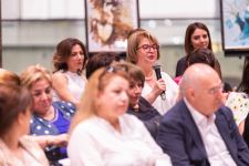 YARAT организовал встречу с художницей Лятафет Мамедовой: Живопись - это моя душа! (ФОТО)