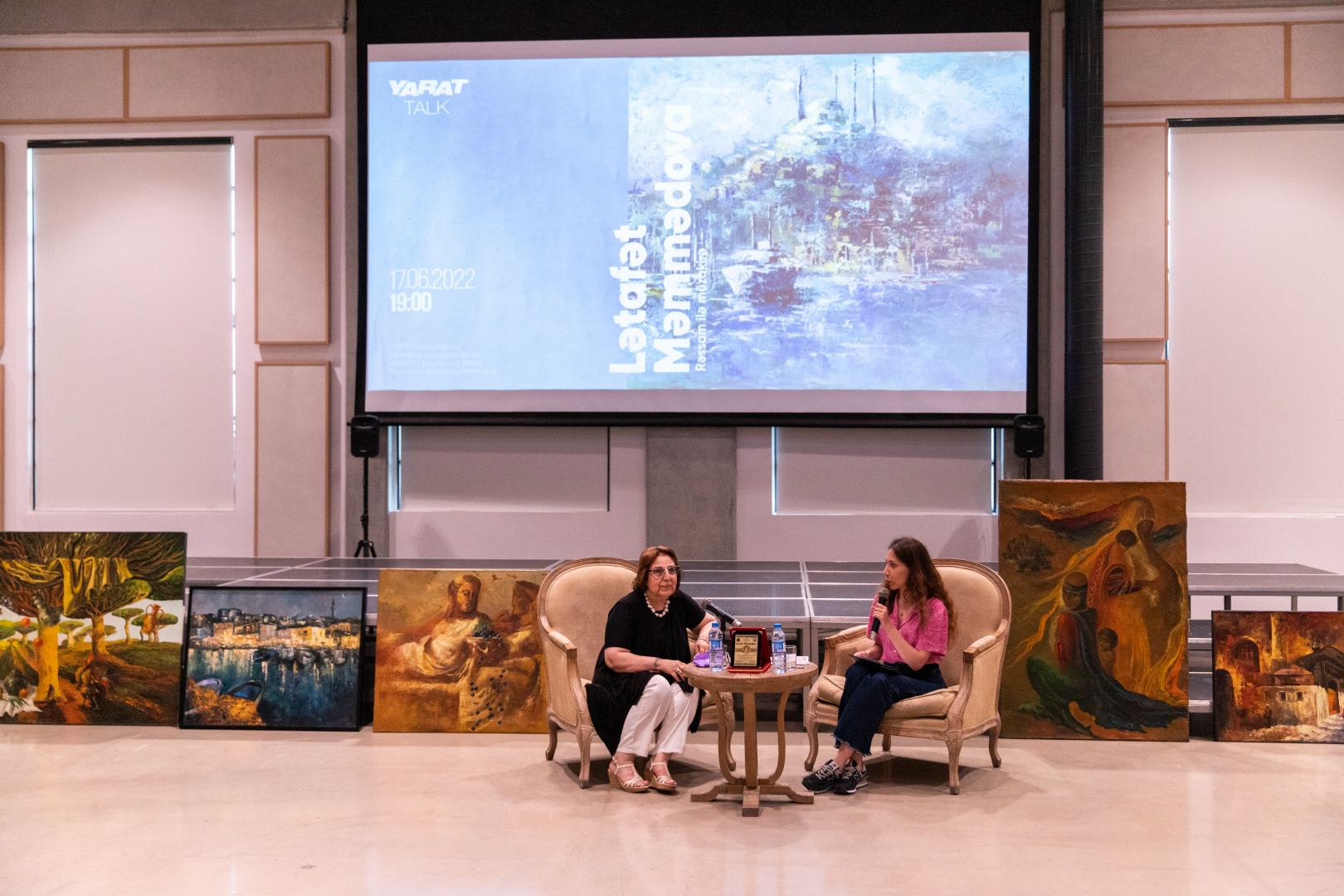 YARAT организовал встречу с художницей Лятафет Мамедовой: Живопись - это моя душа! (ФОТО)