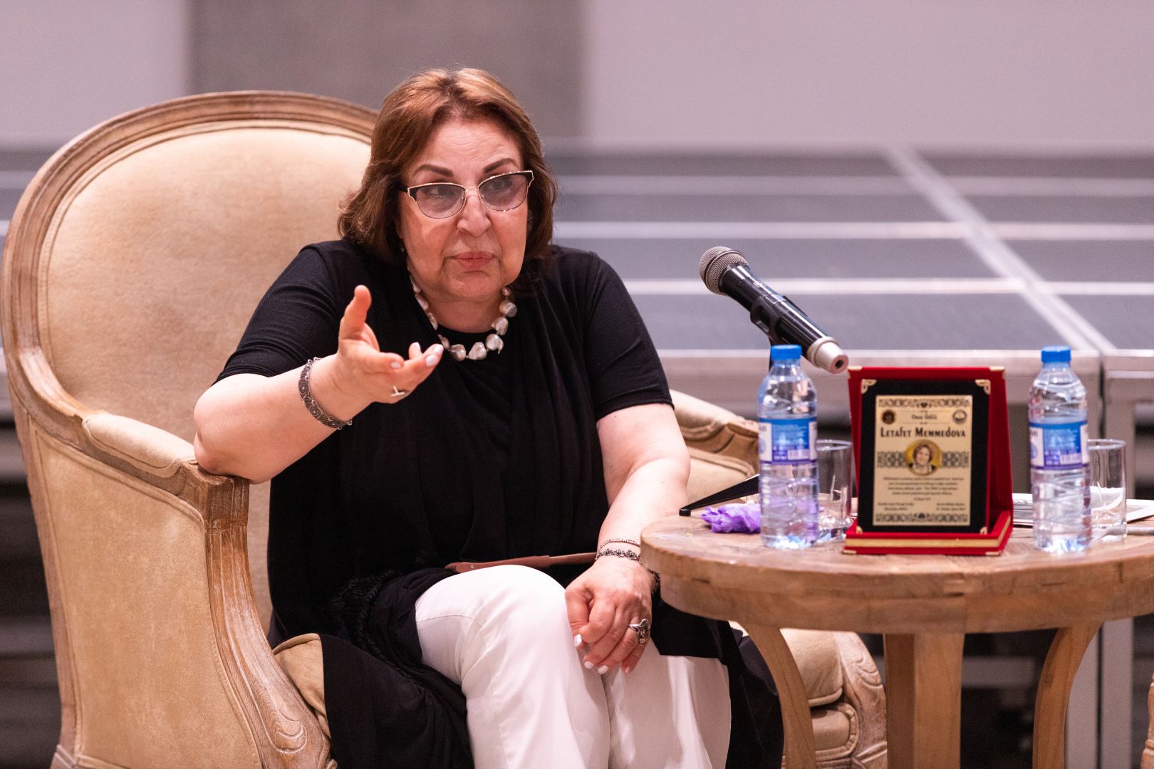 YARAT организовал встречу с художницей Лятафет Мамедовой: Живопись - это моя душа! (ФОТО)