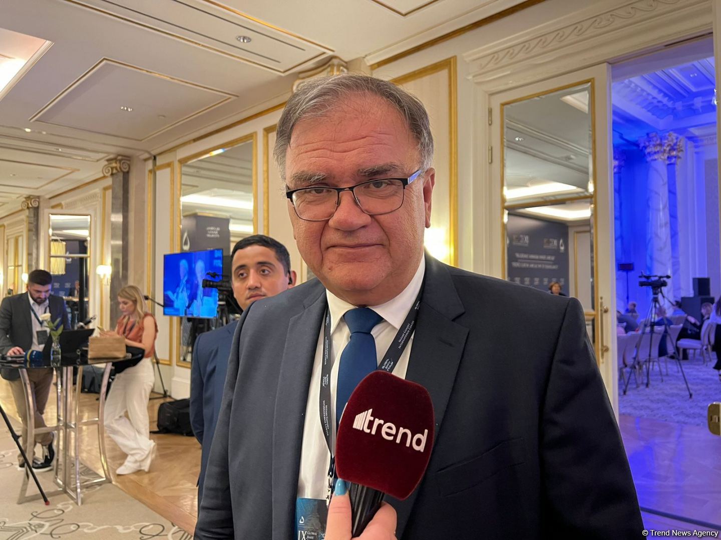 Глобальный Бакинский форум приобретает мировой масштаб -  экс-президент Боснии и Герцеговины