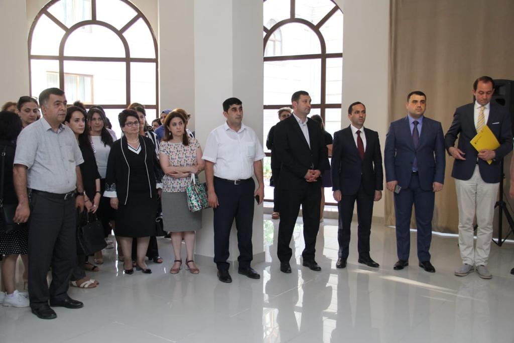 Шведское решение в Гяндже - "Устойчивая мода: будущее текстиля" (ФОТО)