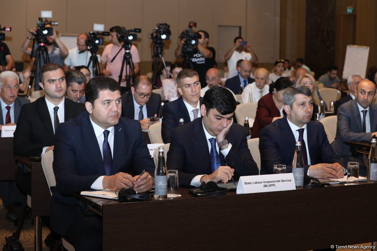 За последние три года в Азербайджане реализован пакет соцреформ на 6 млрд манатов – министр (ФОТО)