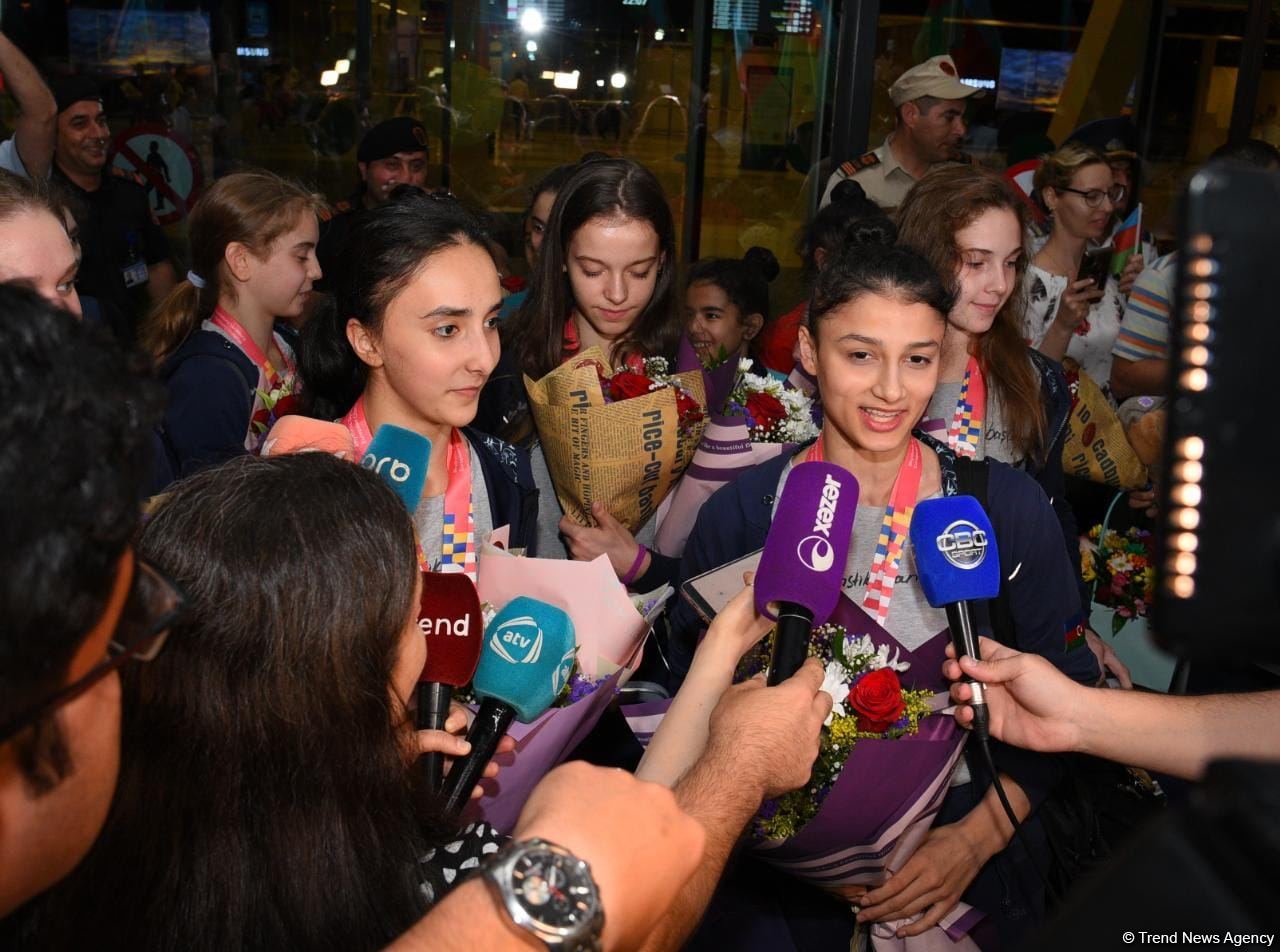 Азербайджанские гимнастки вернулись с Чемпионата Европы в Израиле с четырьмя медалями  (ФОТО)