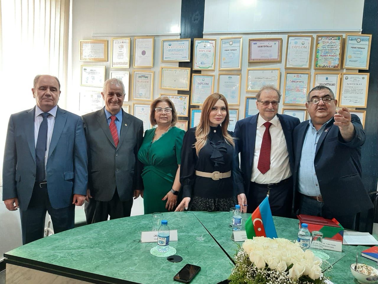 Вугар Ахмед избран академиком Международной академии наук (ФОТО)