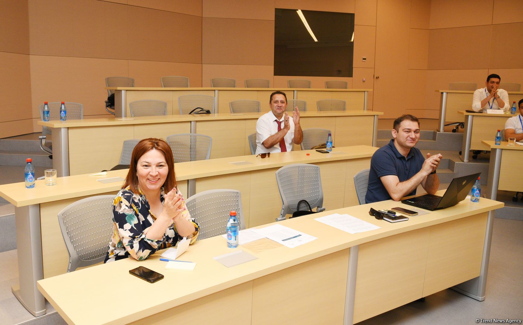 Корреспондент Trend провел тренинг для сотрудников министерства культуры Азербайджана (ФОТО)