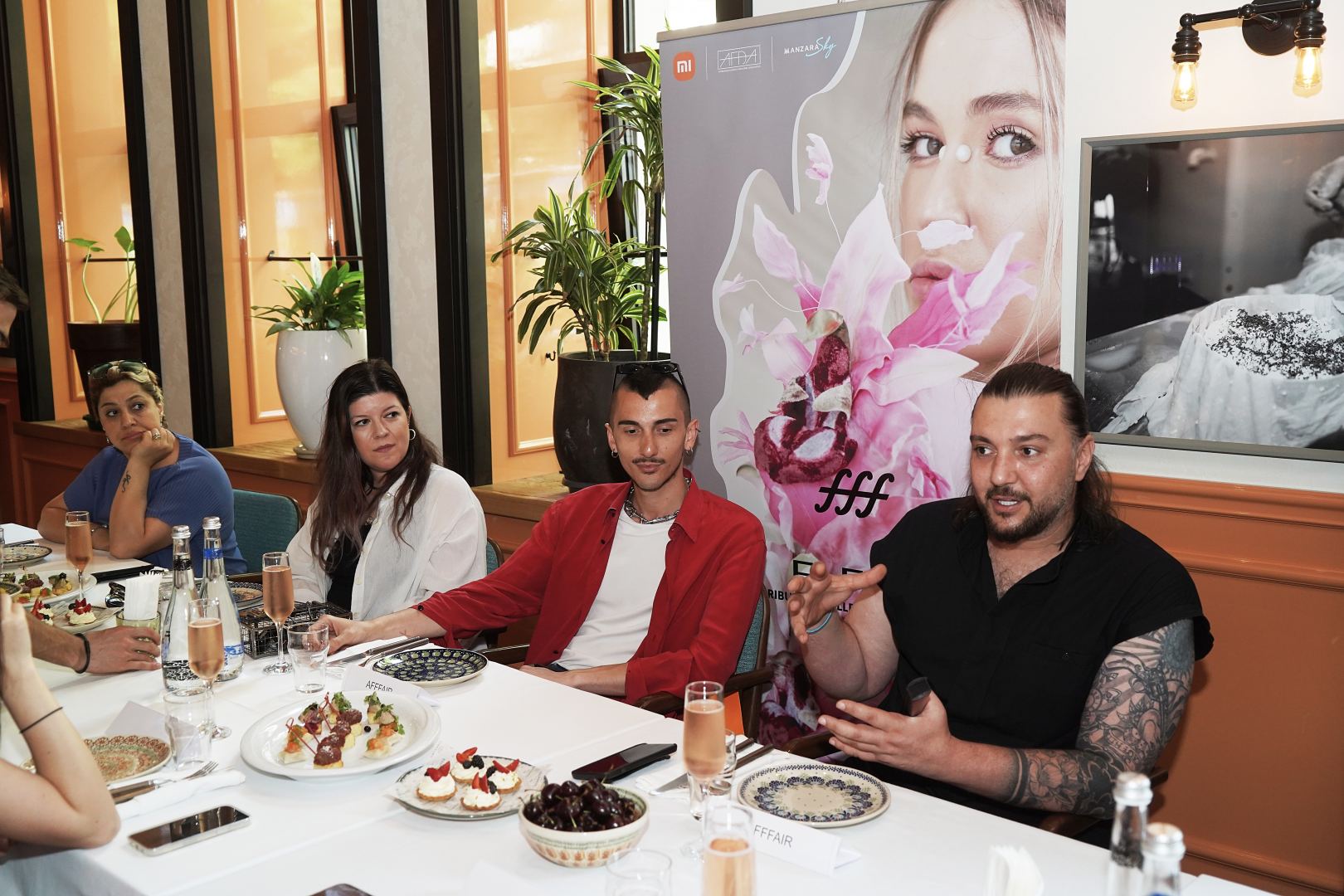 Какой будет новая коллекция всемирно известного азербайджанского дизайнера Haute Couture "Xarıbülbül"? (ФОТО)