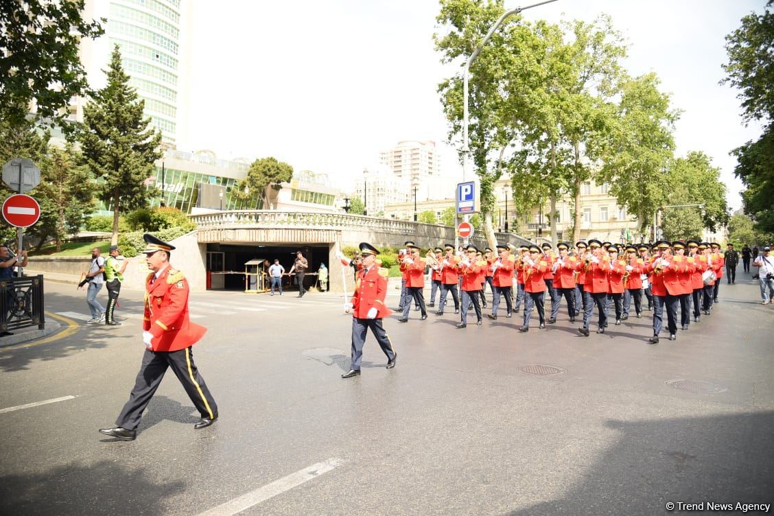 В Баку прошли показательные выступления военных оркестров по случаю Дня Вооруженных cил (ФОТО/ВИДЕО)