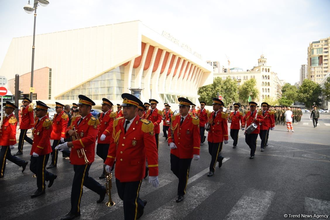 В Баку прошли показательные выступления военных оркестров по случаю Дня Вооруженных cил (ФОТО/ВИДЕО)