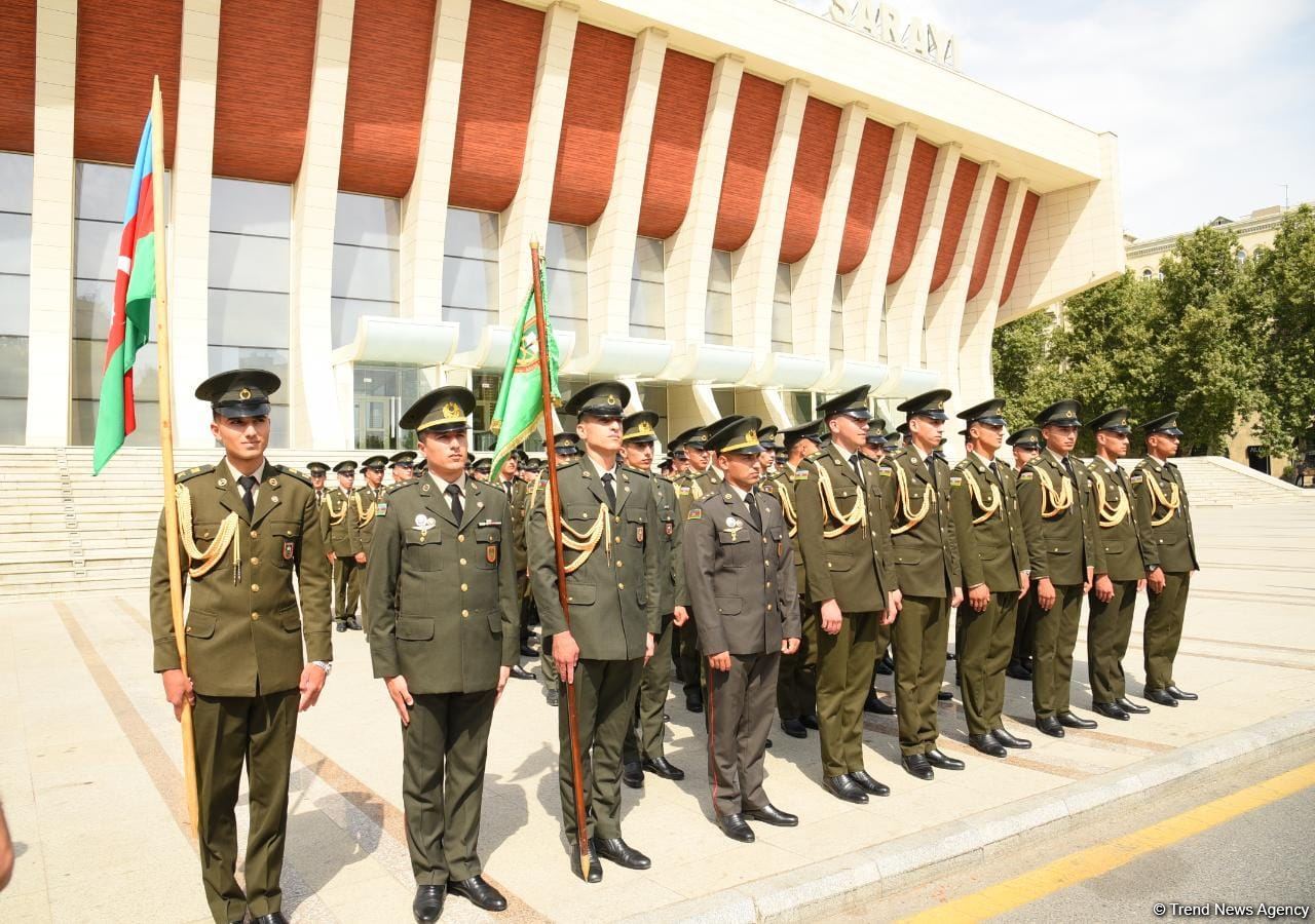 В Баку прошли показательные выступления военных оркестров по случаю Дня Вооруженных cил (ФОТО/ВИДЕО)