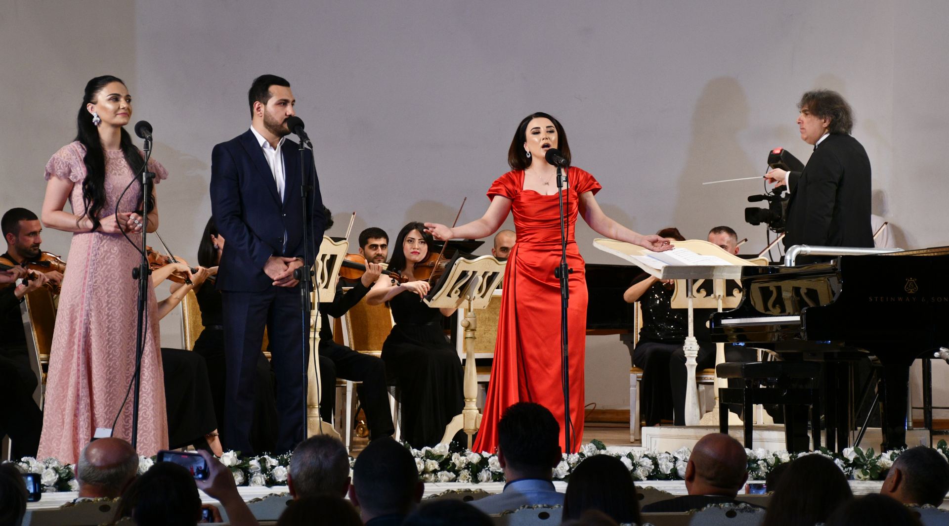 В Баку состоялся благотворительный концерт "Карабахская ночь" (ФОТО)
