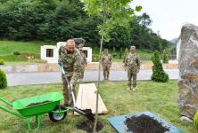 Президент Ильхам Алиев принял участие в открытии воинской части в Кяльбаджарском районе (ФОТО/ВИДЕО)