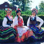 Азербайджанский актер вызвал овации зрителей "Ледового дворца" Бобруйска – яркие моменты фестиваля "Венок дружбы" (ВИДЕО, ФОТО)