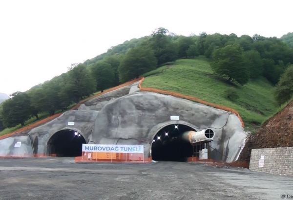 Представители медиа ознакомились с проводимыми в Кяльбаджаре и Лачине работами (ФОТО)