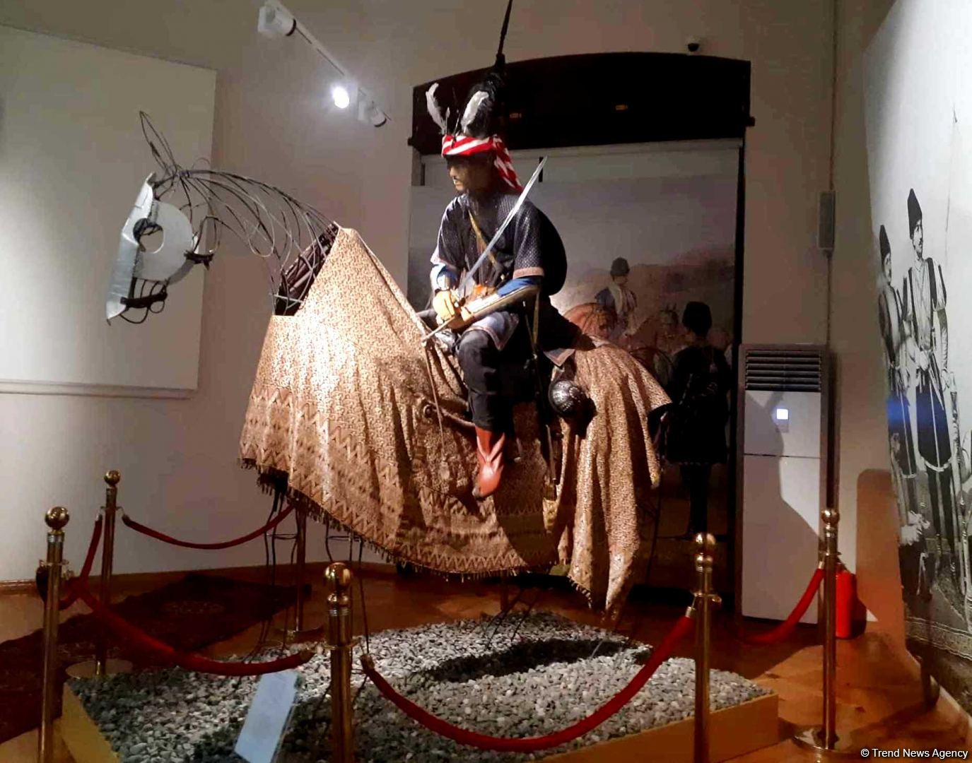 Мистическая красота азербайджанского оружия - в Баку открылась уникальная выставка (ФОТО)