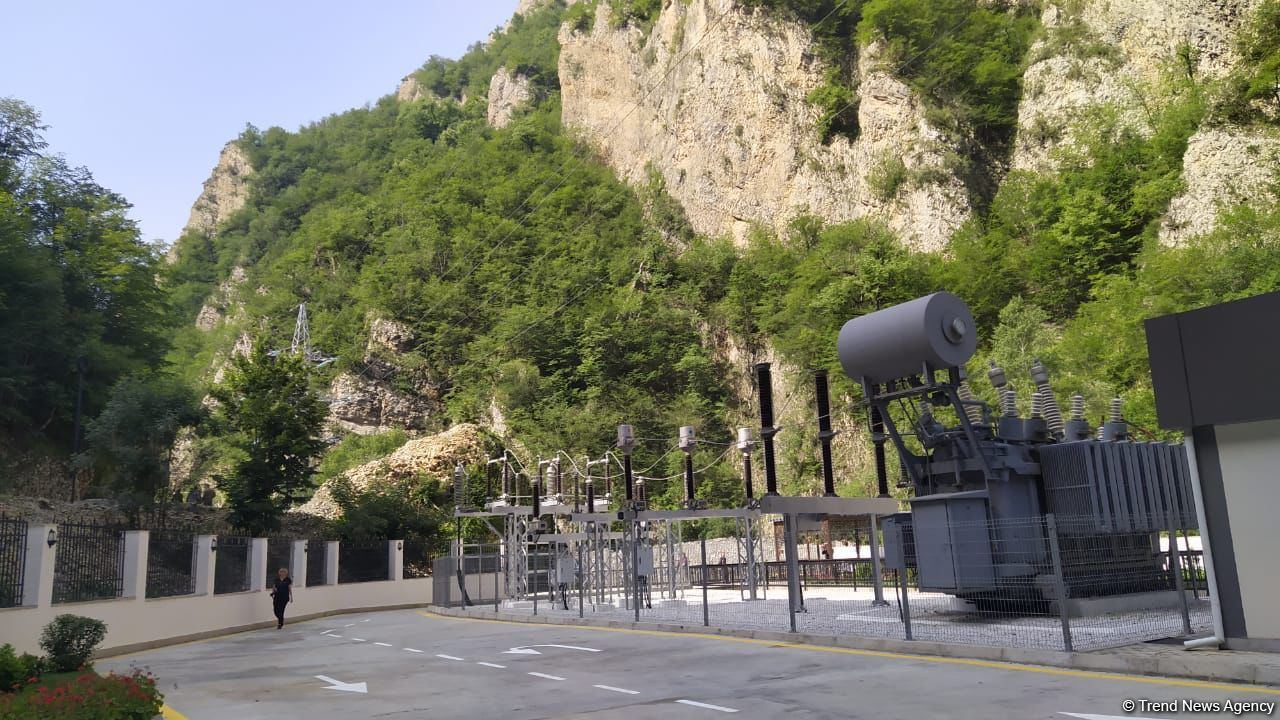 Представители медиа ознакомились с проводимыми в Кяльбаджаре и Лачине работами (ФОТО)