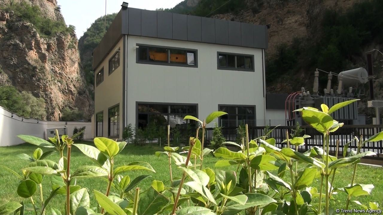 Представители медиа ознакомились с проводимыми в Кяльбаджаре и Лачине работами (ФОТО)