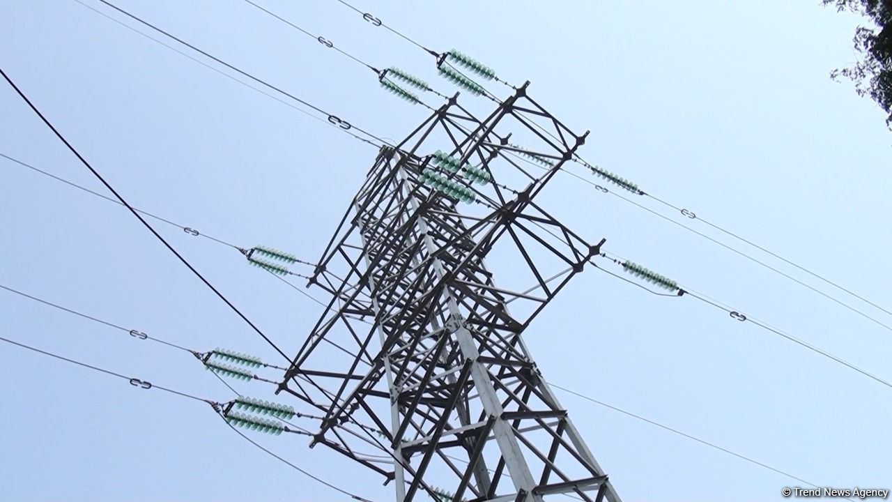 Представители медиа ознакомились с проводимыми в Кяльбаджаре и Лачине работами (ФОТО)