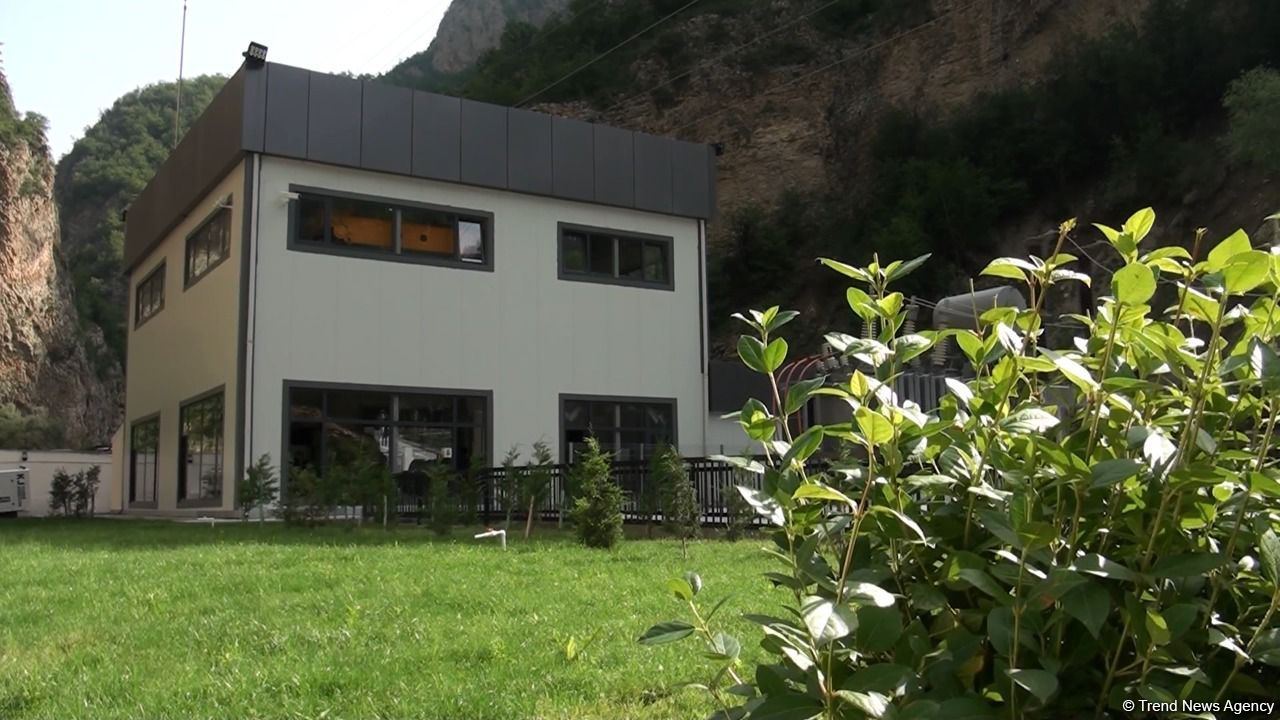 Представители медиа ознакомились с проводимыми в Кяльбаджаре и Лачине работами (ФОТО)