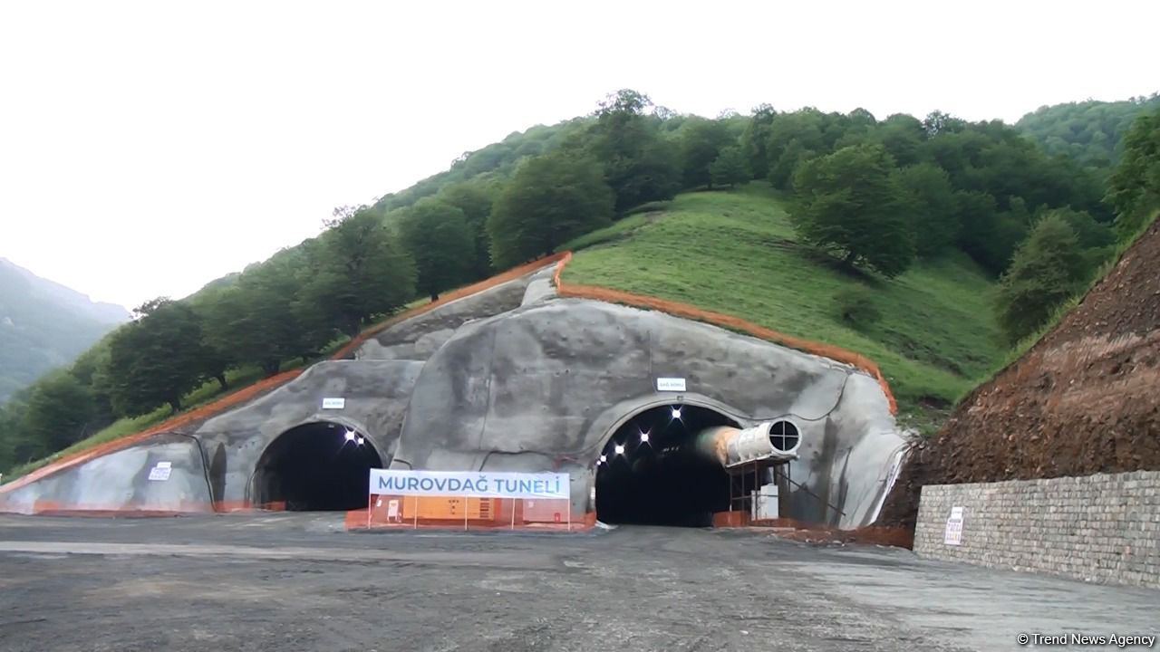 Представители медиа ознакомились с проводимыми в Кяльбаджаре и Лачине работами (ФОТО)