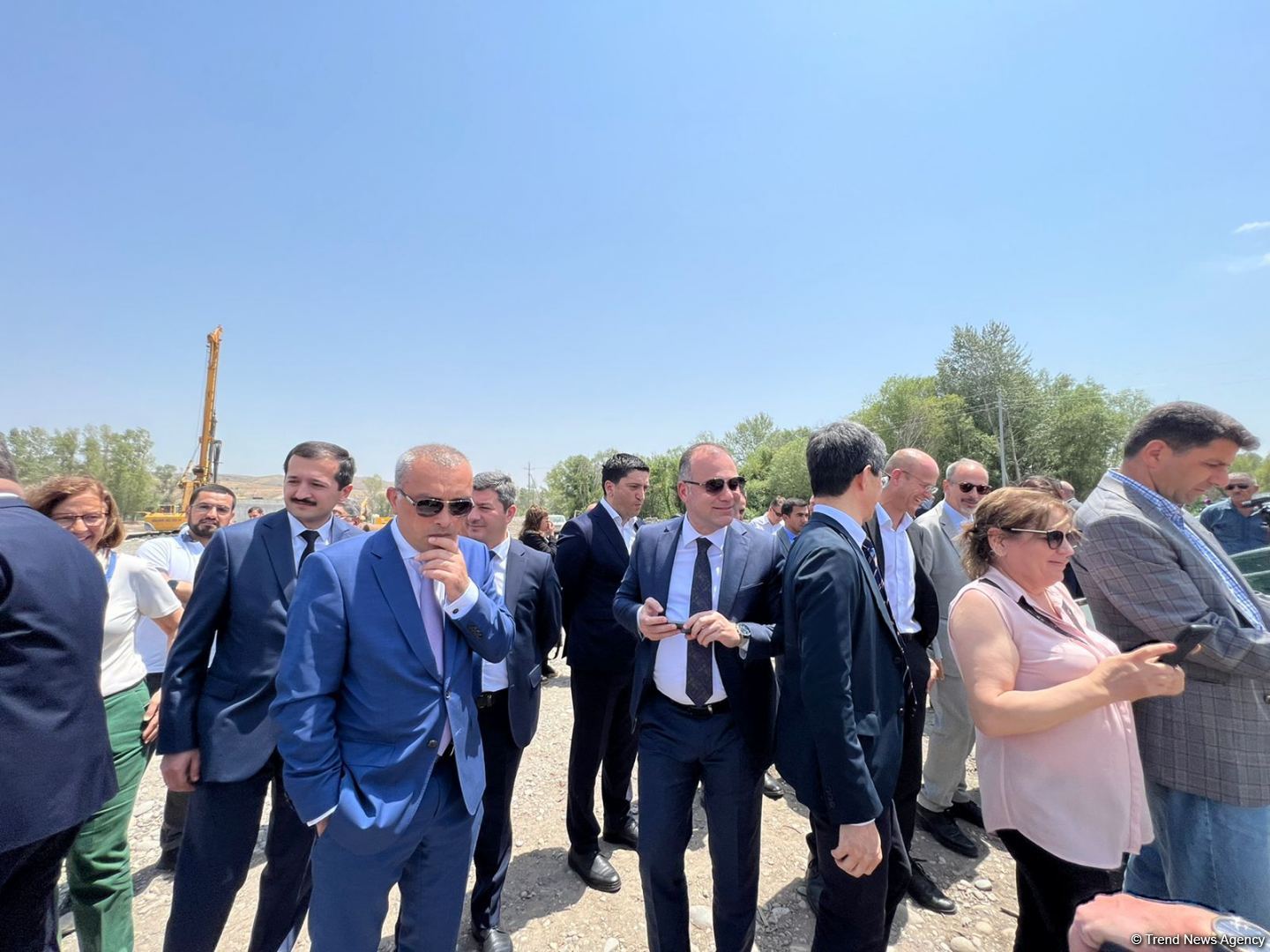 В реку Хакари в Зангилане выпущены мальки ручьевой форели (ФОТО)