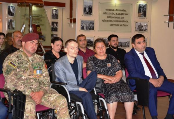 Этибар Гасанзаде представил проект "Шуша – вершина Победы" с участием героев Карабахской войны (ФОТО)