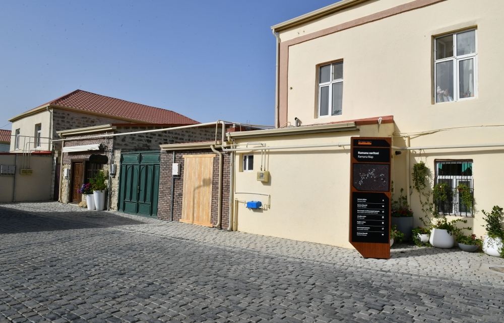 Президент Ильхам Алиев ознакомился с работами по благоустройству в поселке Рамана (ФОТО/ВИДЕО)