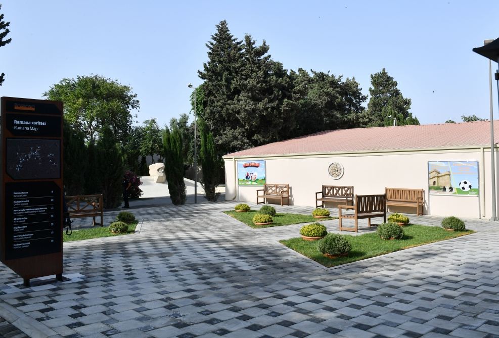 Президент Ильхам Алиев ознакомился с работами по благоустройству в поселке Рамана (ФОТО/ВИДЕО)