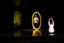 Кратковременная эйфория, веселая жизнь и лживое счастье… Как в Баку зашкаливают эмоции (ФОТО)