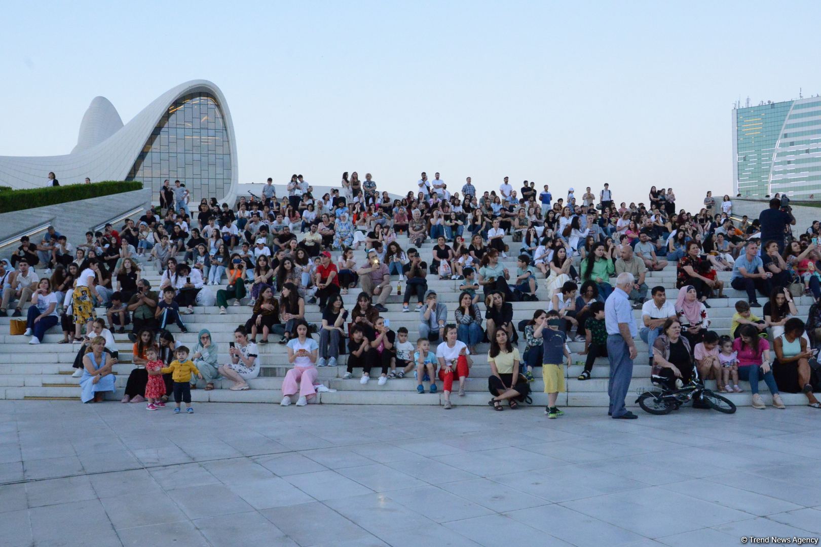 В Парке Центра Гейдара Алиева состоялось феерическое открытие IV Международных бакинских летних дней джаза (ФОТО)