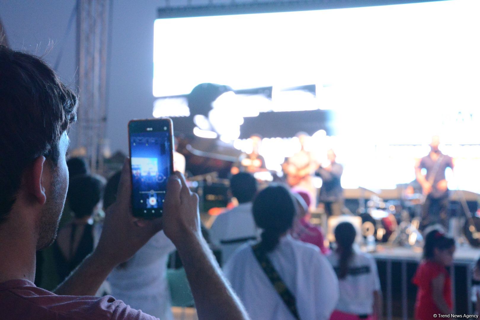 В Парке Центра Гейдара Алиева состоялось феерическое открытие IV Международных бакинских летних дней джаза (ФОТО)