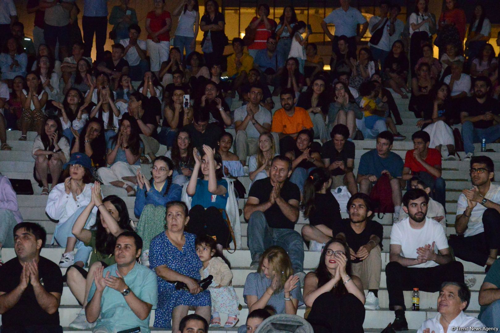 В Парке Центра Гейдара Алиева состоялось феерическое открытие IV Международных бакинских летних дней джаза (ФОТО)