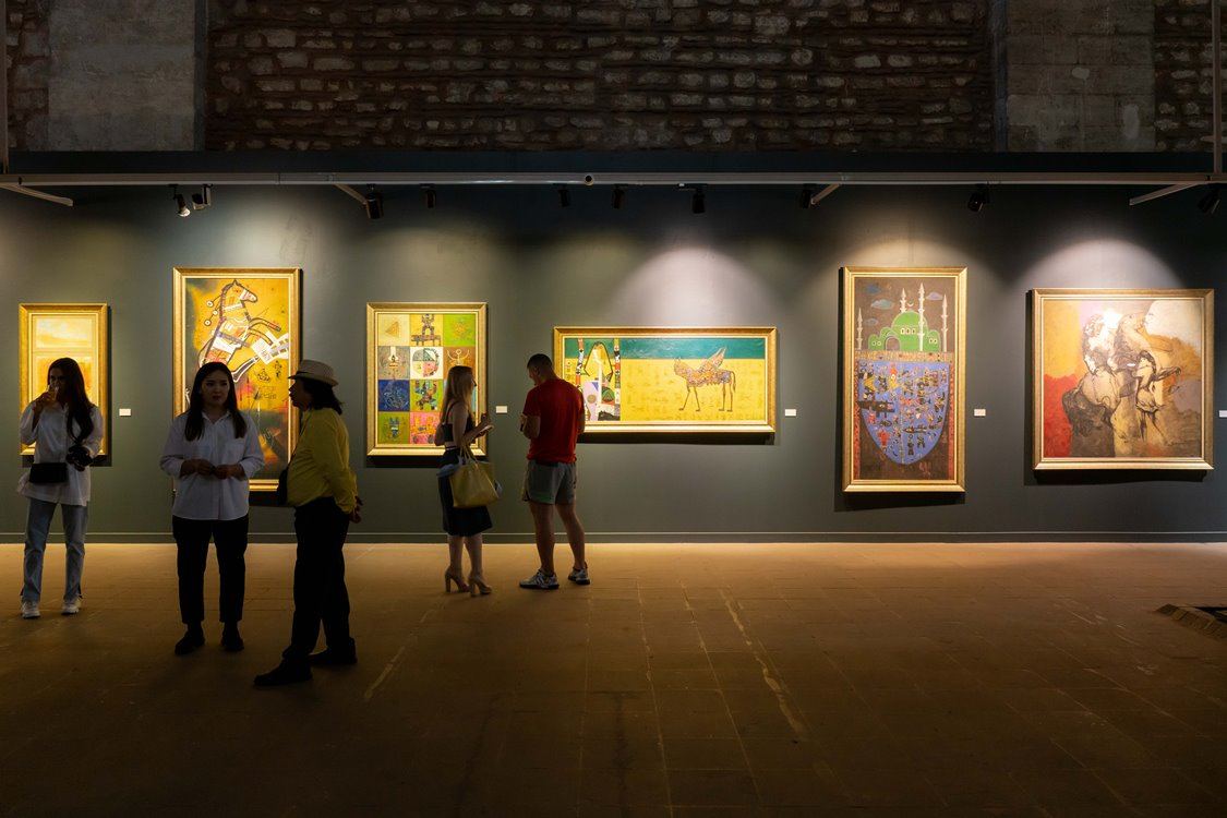 Сакит Мамедов рассказал о первой грандиозной выставке RESMIN TÜRKÇERSİ именитых мастеров тюркского мира в Стамбуле (ВИДЕО, ФОТО)